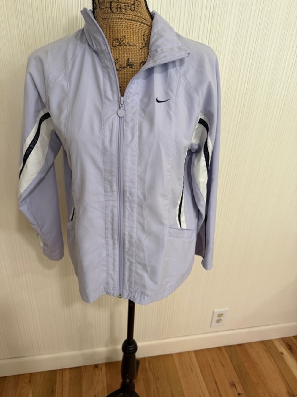 Vintage Nike Women's Lavender Utility Jacket / Windbreaker 90s